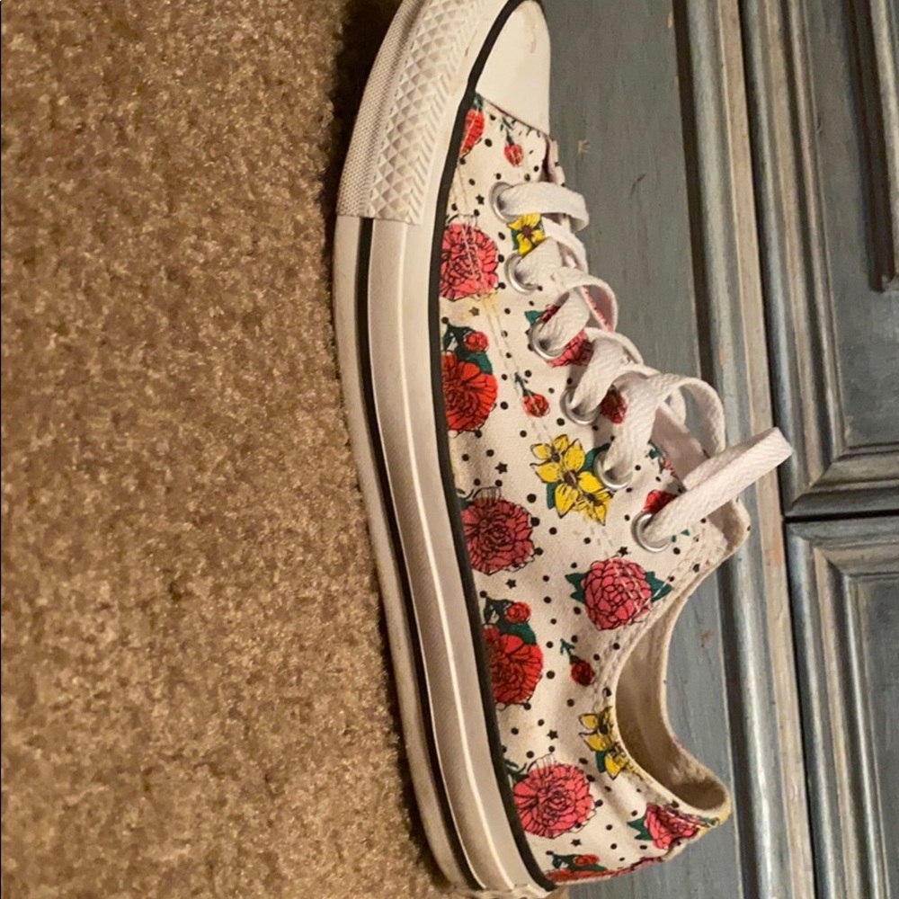 Convers - Picture 3 of 3